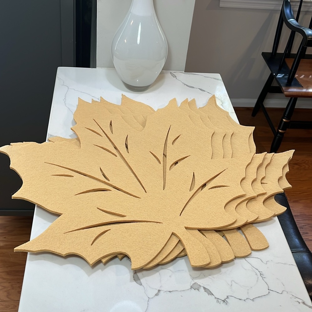 Yellow Felt Maple Leaf Placemats Mats Set of 5 Bed Bath & Beyond